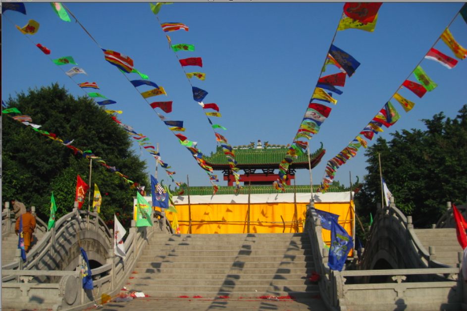 Guangdong%20Temple.jpg